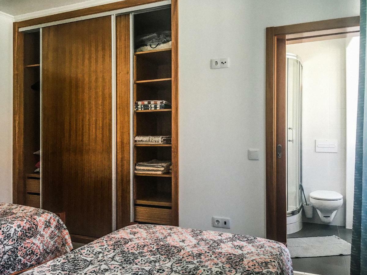 Canos Verdes Apartment II アングラ・ド・エロイーズモ エクステリア 写真