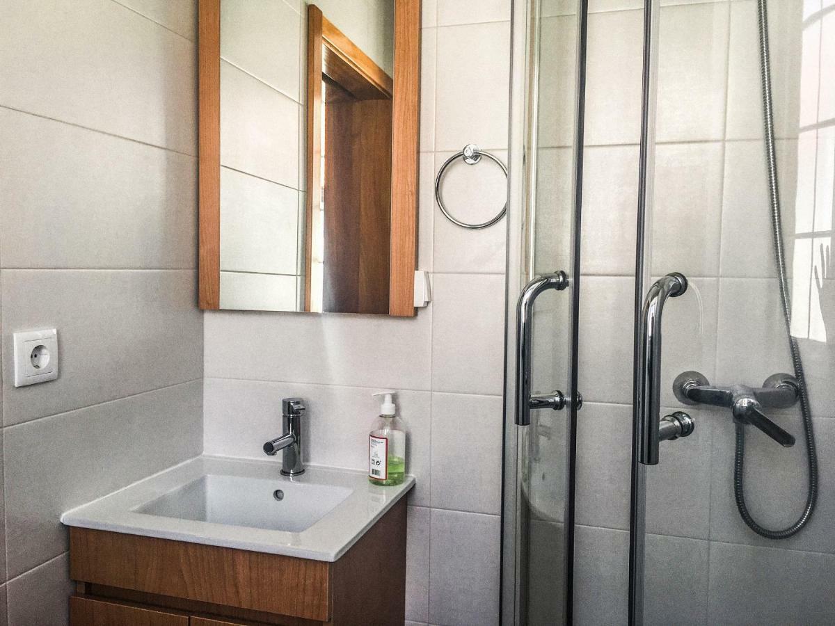 Canos Verdes Apartment II アングラ・ド・エロイーズモ エクステリア 写真